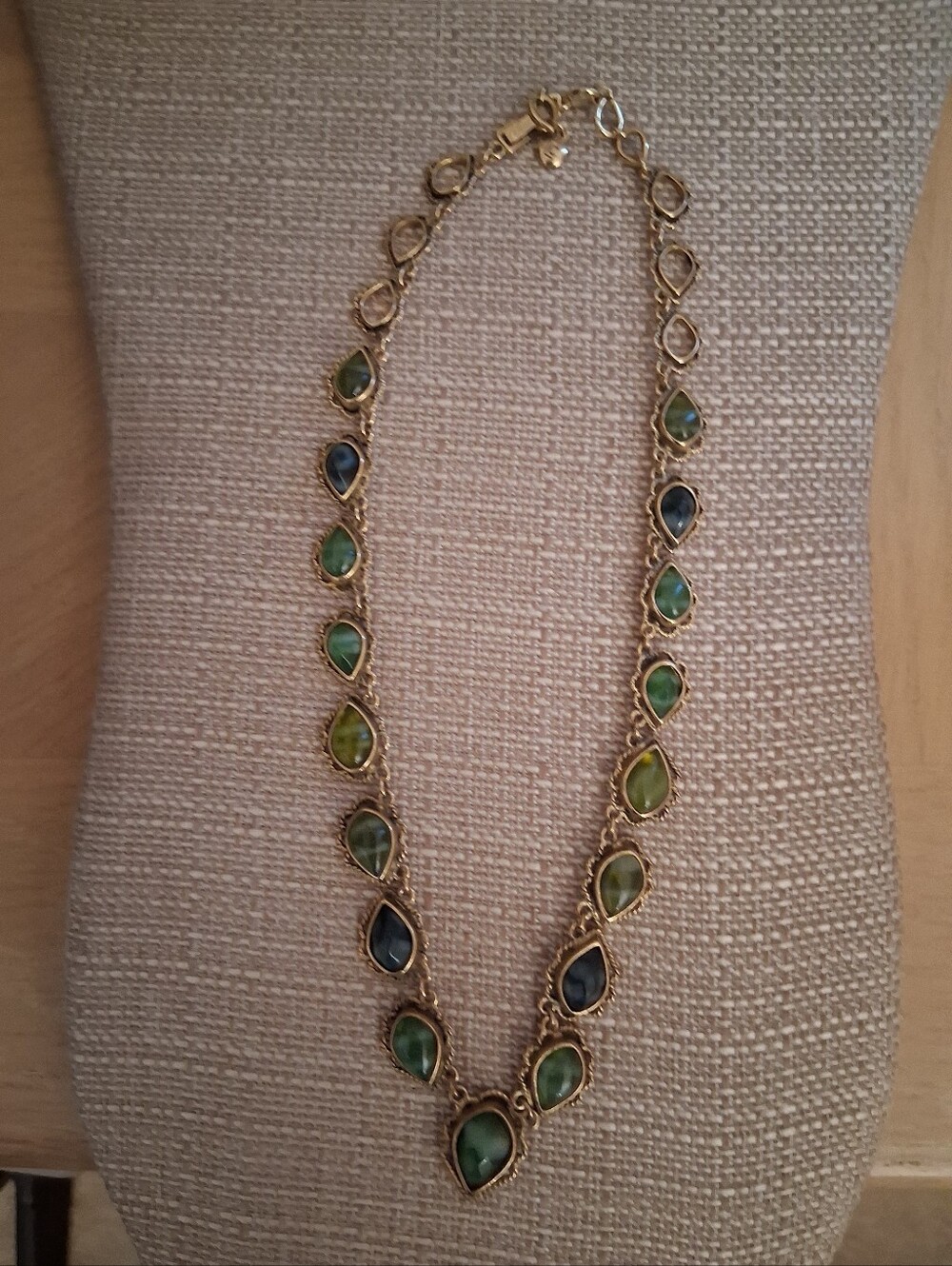 Vintage Liz Claiborne faux Jade Necklace Signed LC